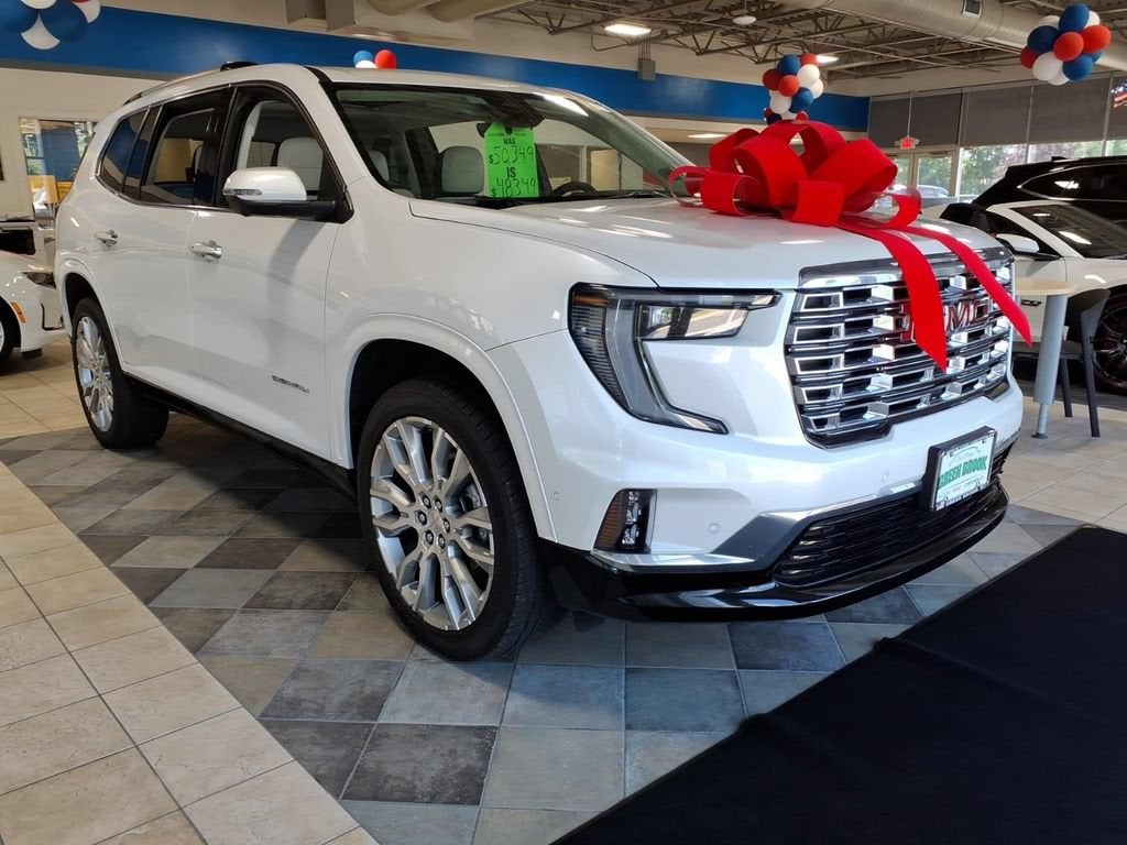 2024 GMC Acadia Denali in White Frost Tricoat — front three-quarter view