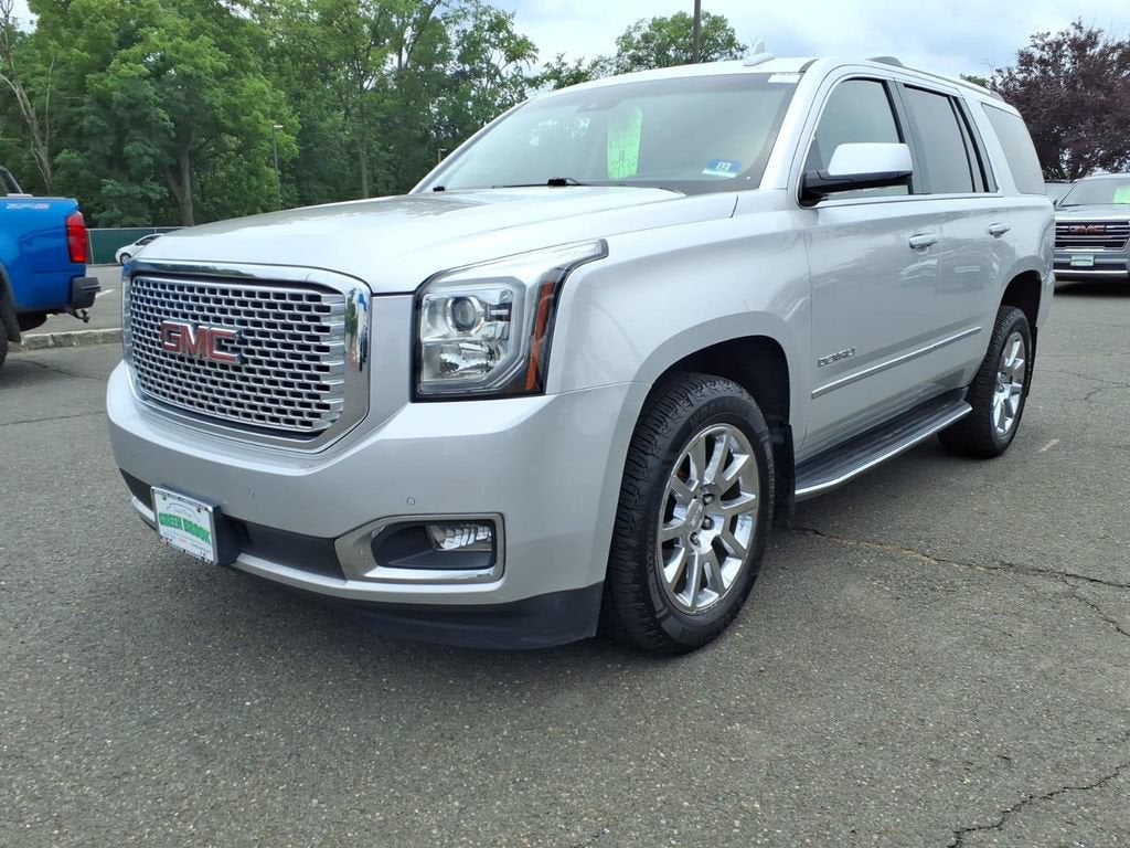 2017 GMC Yukon — rear three-quarter view