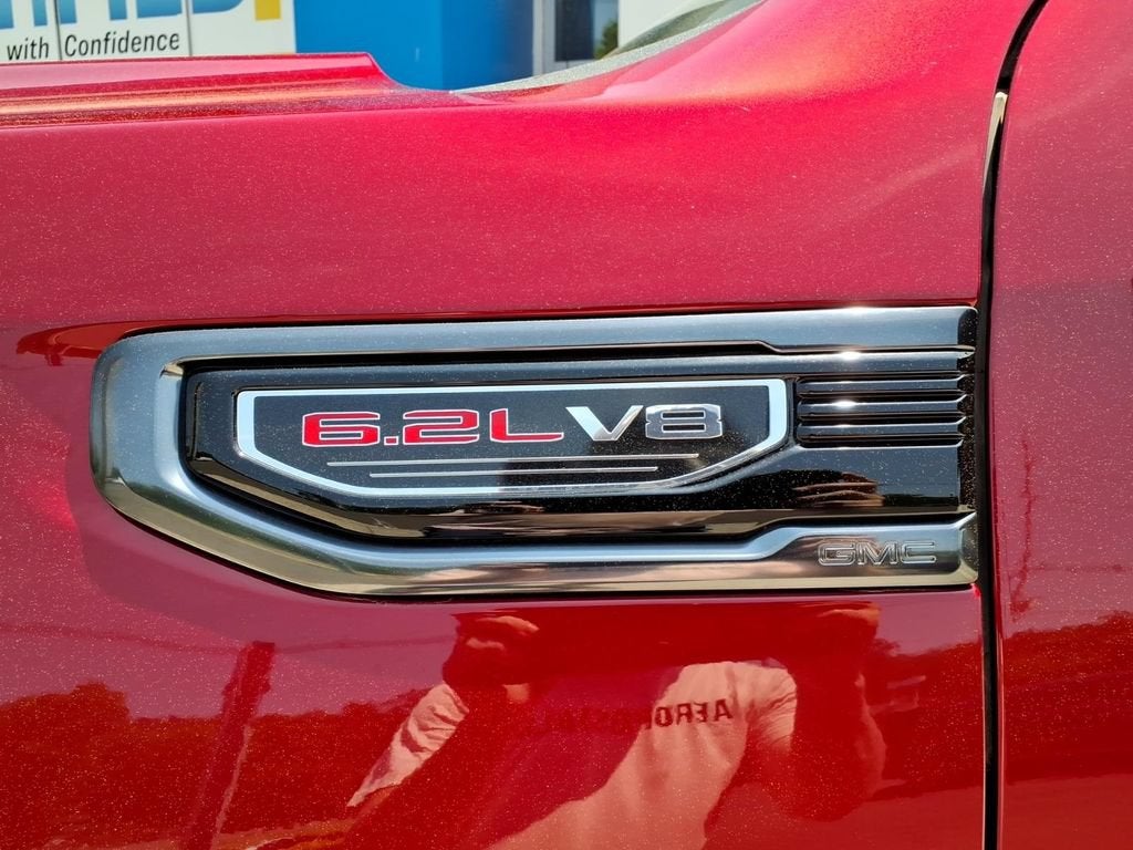 2024 GMC Sierra 1500 — detail view