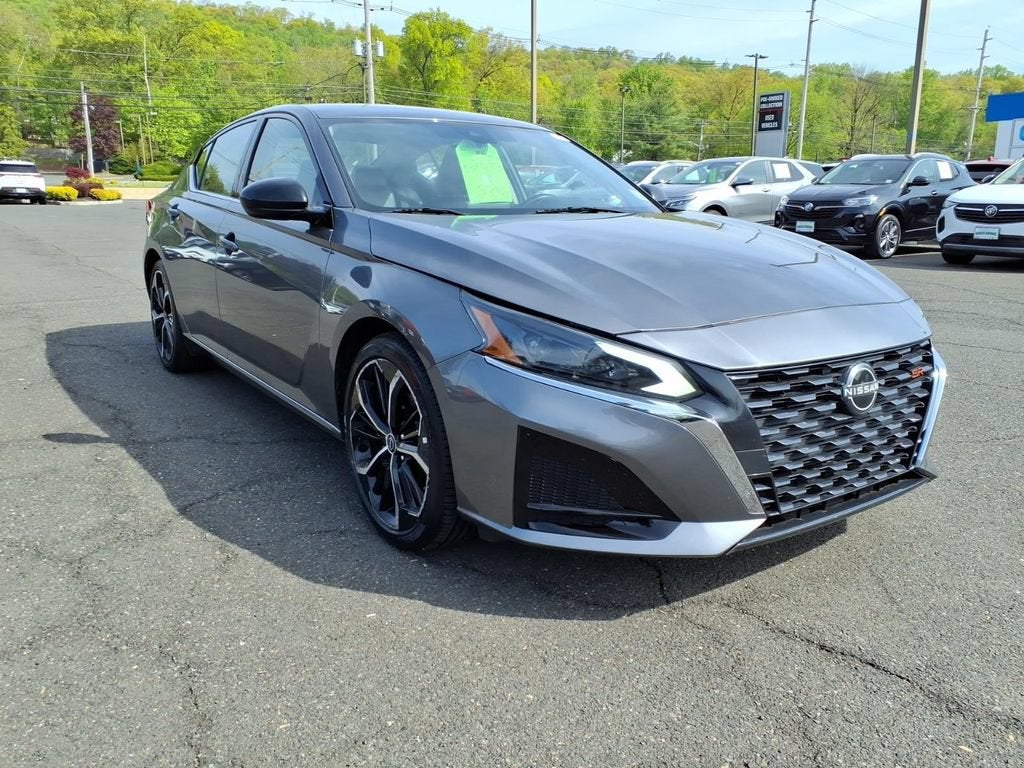 2023 Nissan Altima 2.5 SR in Gray — front three-quarter view